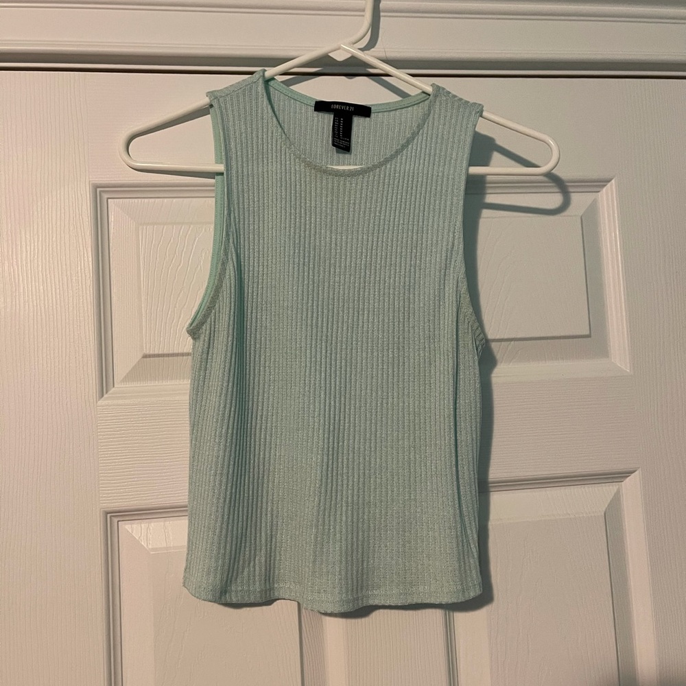 F21 crop tank
